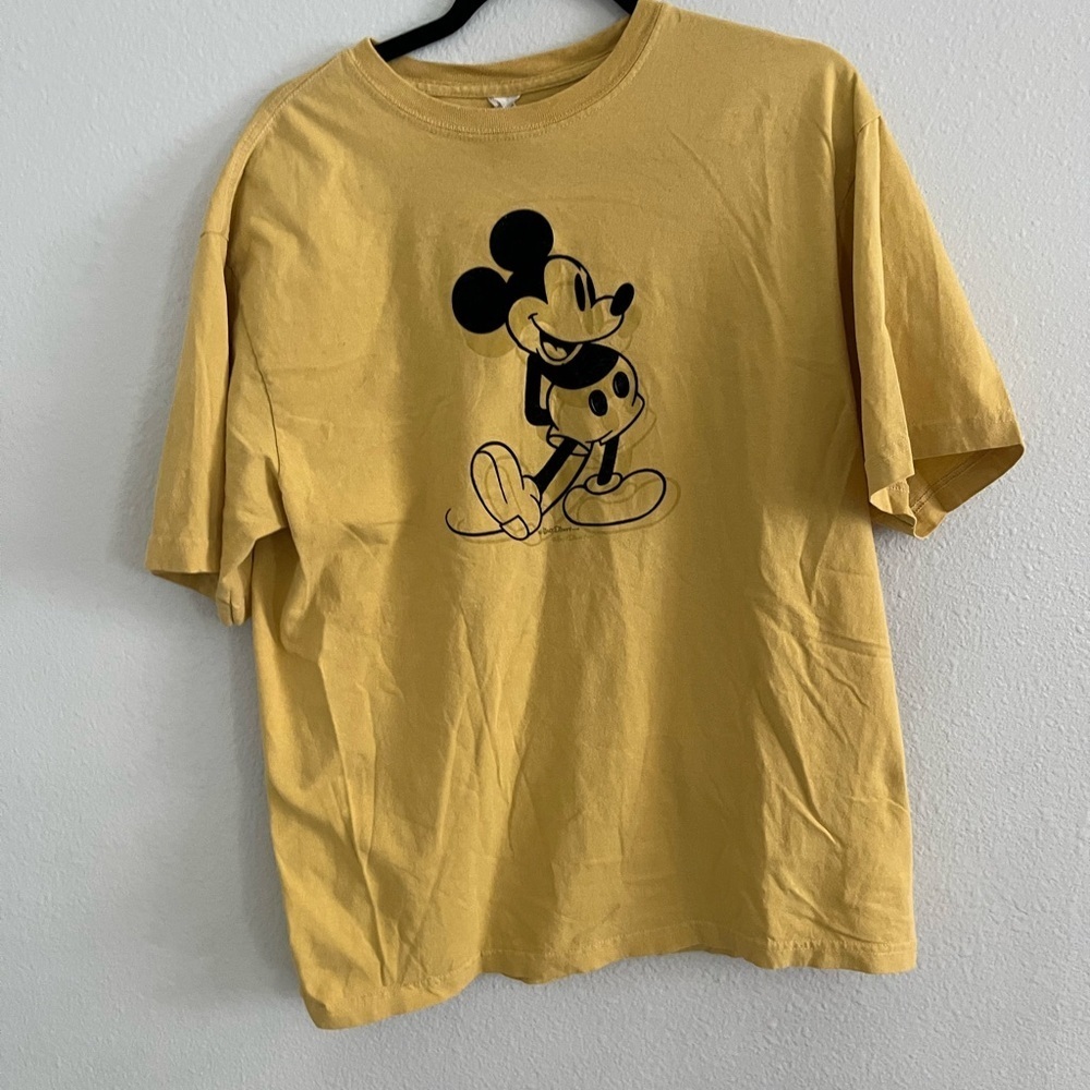 Vintage 90's  Walt Disney Mickey Mouse   100% Cotton Man T-Shirt L